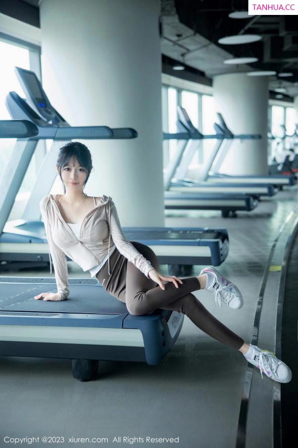   [XiuRen]高清写真图 2023.05.05 No.6683 幼幼 健身美腿第19张图片